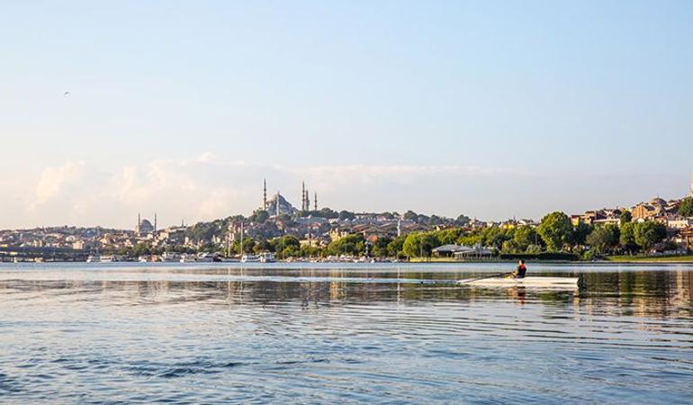 I'm rowing in Istanbul