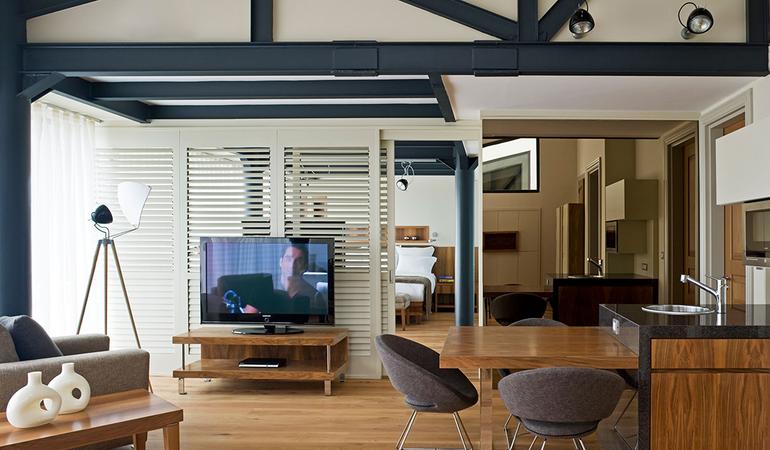 Tomtom Suites